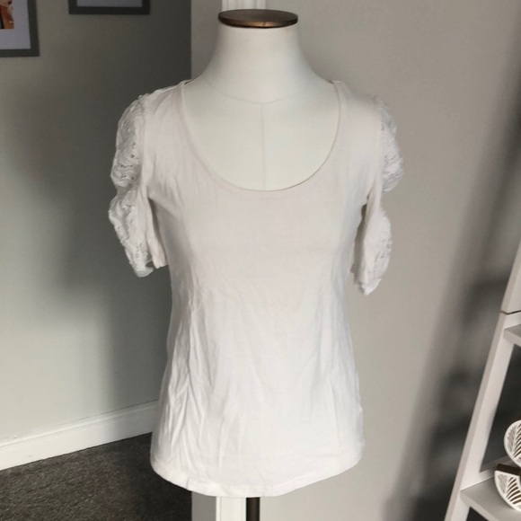 𝅺FOREVER 21 White Shirt - Picture 1 of 3